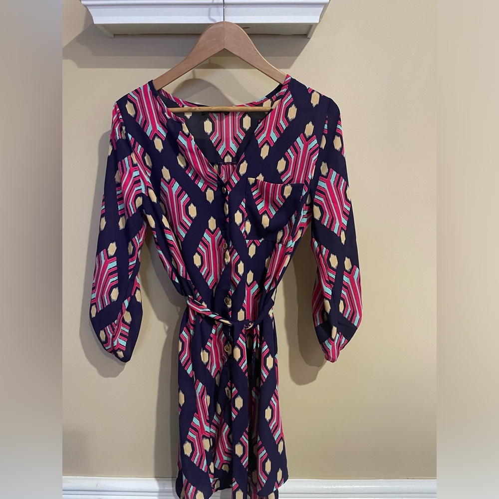 PEACH LOVE MULTICOLORED BELTED TUNIC